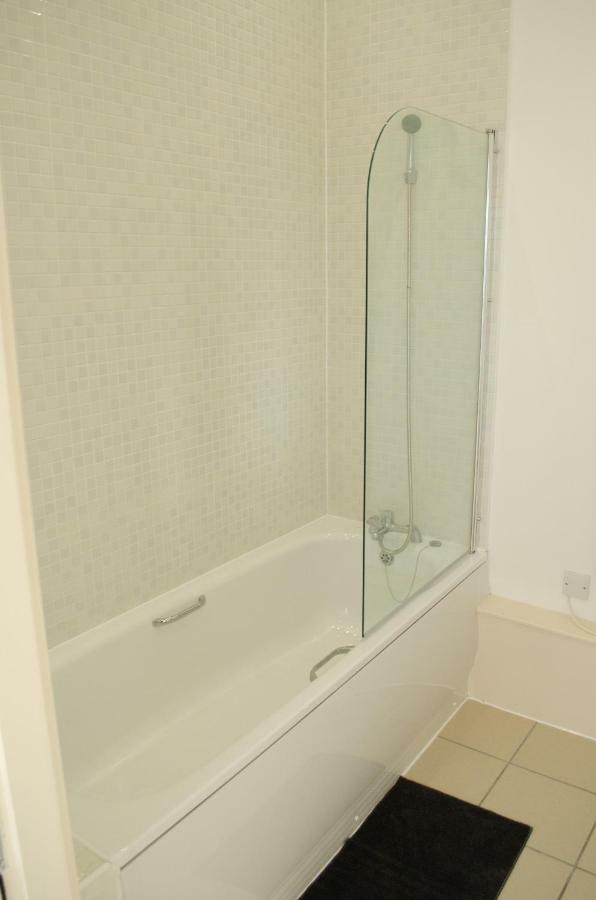 Penthouse In Liverpool City Centre - Free Parking - Balcony - By Happy Days Buitenkant foto