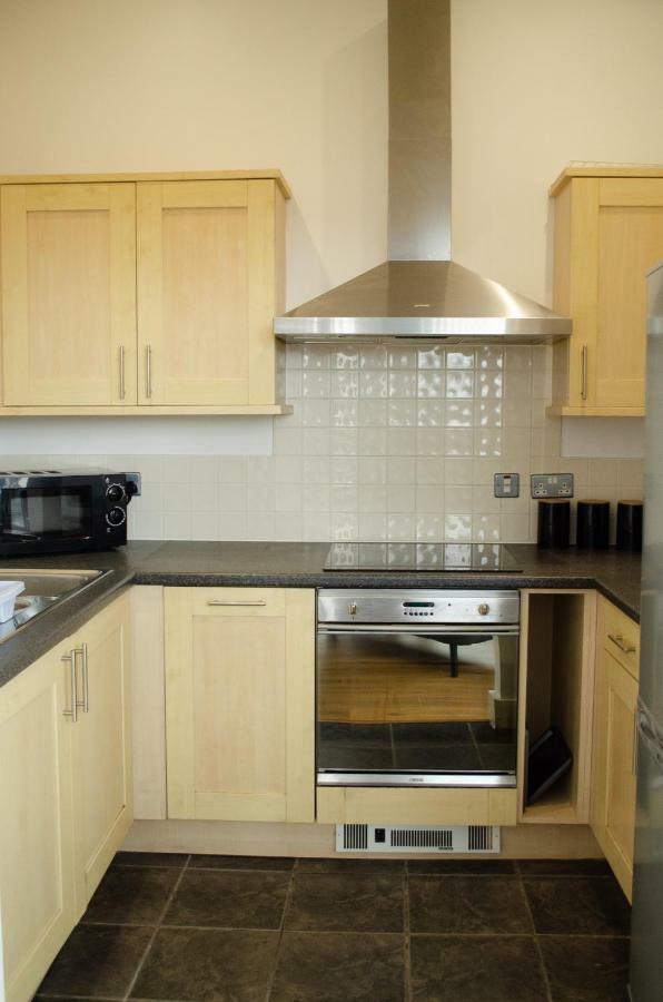 Penthouse In Liverpool City Centre - Free Parking - Balcony - By Happy Days Buitenkant foto